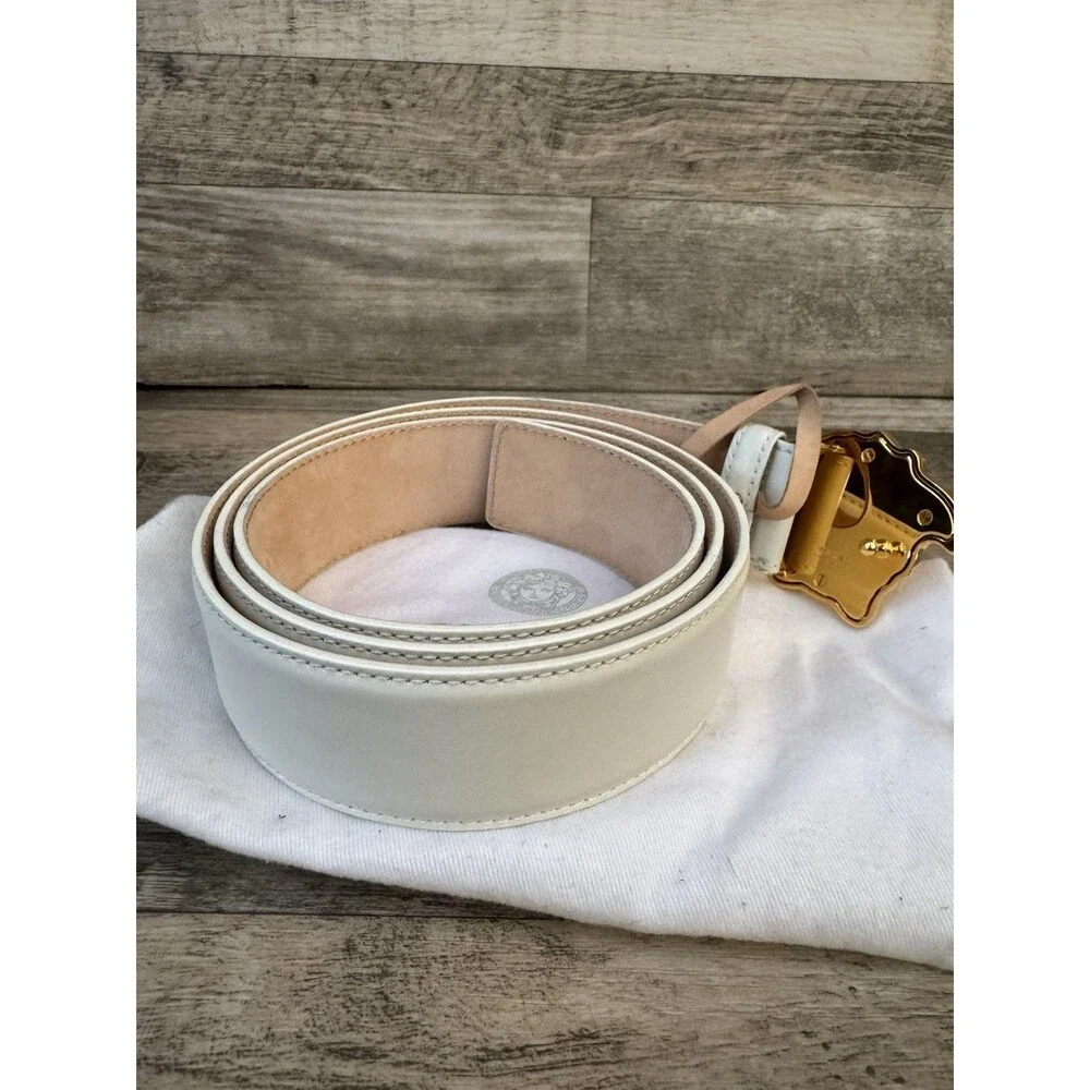 Versace Medusa Biggie 3D Gold Buckle White Leather Belt Size 115/46 w/ Dust Bag